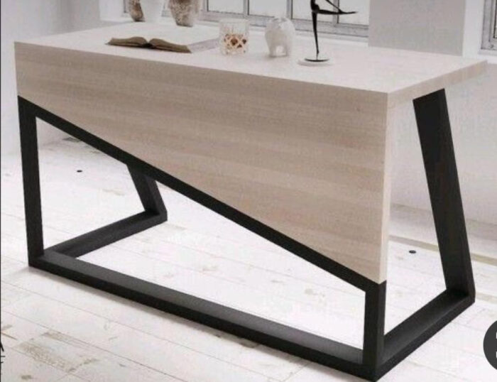 Geometric Fusion Desk